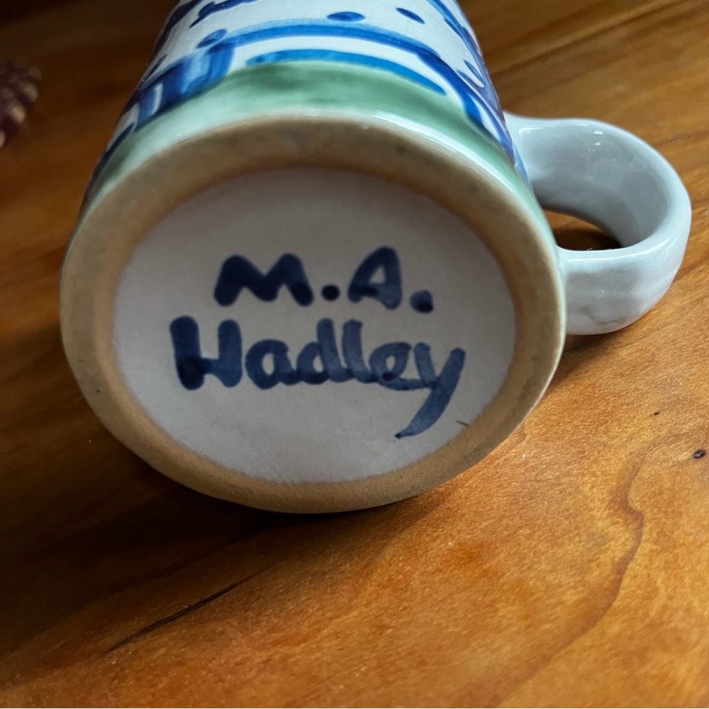 M.A. Hadley Country Scene Pig Mug - Picture 5 of 5